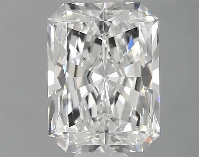 1.00ct Radiant Lab Grown Diamond (Colour E, Clarity VVS2, IGI)