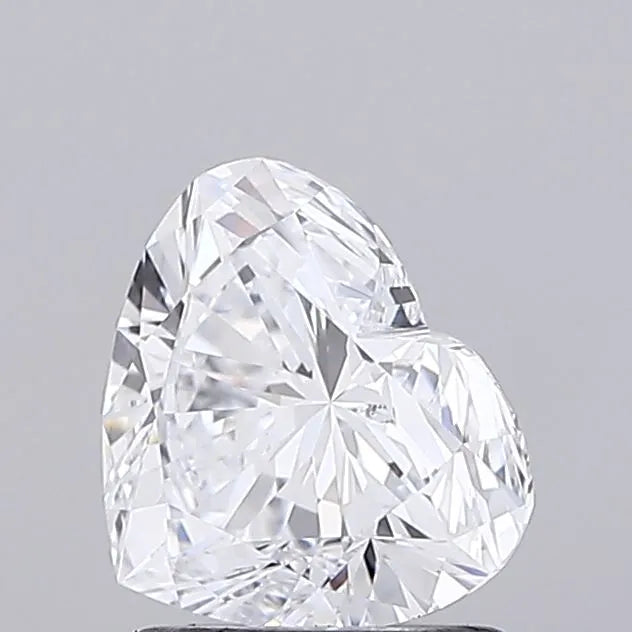1.51ct Heart Lab Grown Diamond (Colour E, Clarity VVS2, IGI)