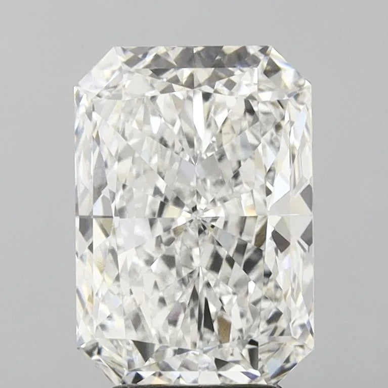 4.31ct Radiant Lab Grown Diamond (Colour F, Clarity VVS2, IGI)