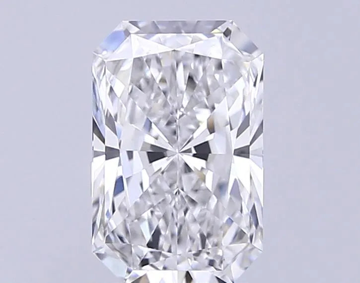 3.03ct Radiant Lab Grown Diamond (Colour E, Clarity VVS1, IGI Certified)