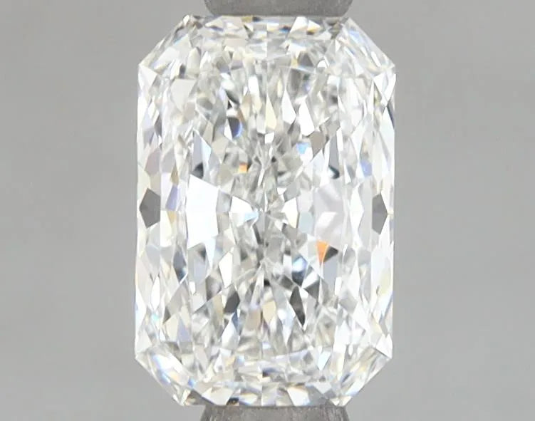 1.02ct Radiant Lab Grown Diamond (Colour F, Clarity VVS2, IGI)