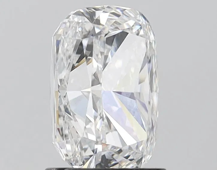 2.01ct Cushion brilliant Lab Grown Diamond (Colour E, Clarity VVS2, IGI)