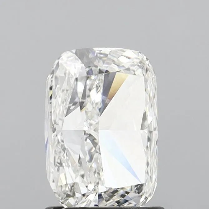 2.02ct Cushion brilliant Lab Grown Diamond (Colour F, Clarity VVS2, IGI)