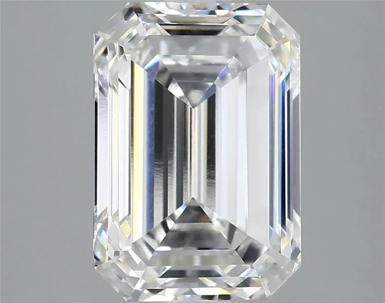 2.90ct Emerald Lab Grown Diamond (Colour E, Clarity VVS2, IGI)