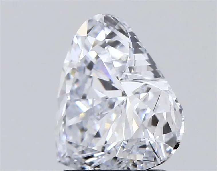 2.02ct Heart Lab Grown Diamond (Colour F, Clarity VVS2, IGI)