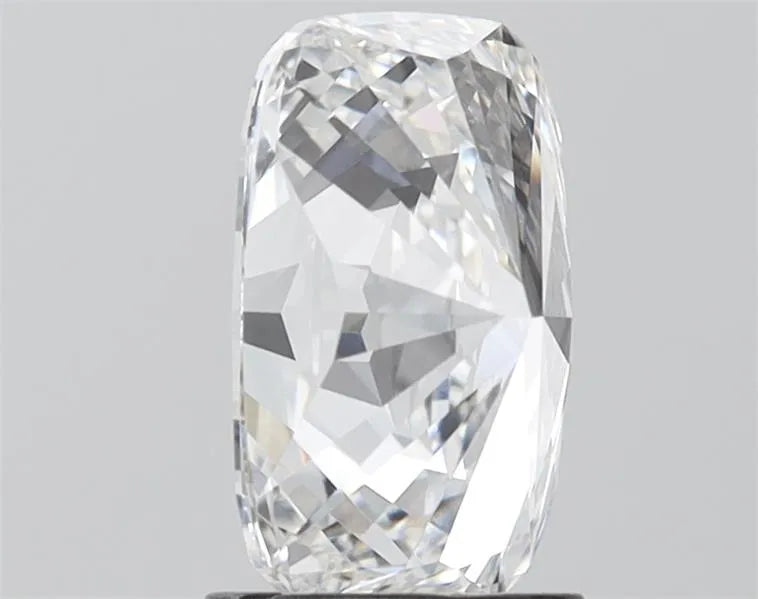 2.03ct Cushion brilliant Lab Grown Diamond (Colour F, Clarity VVS2, IGI)