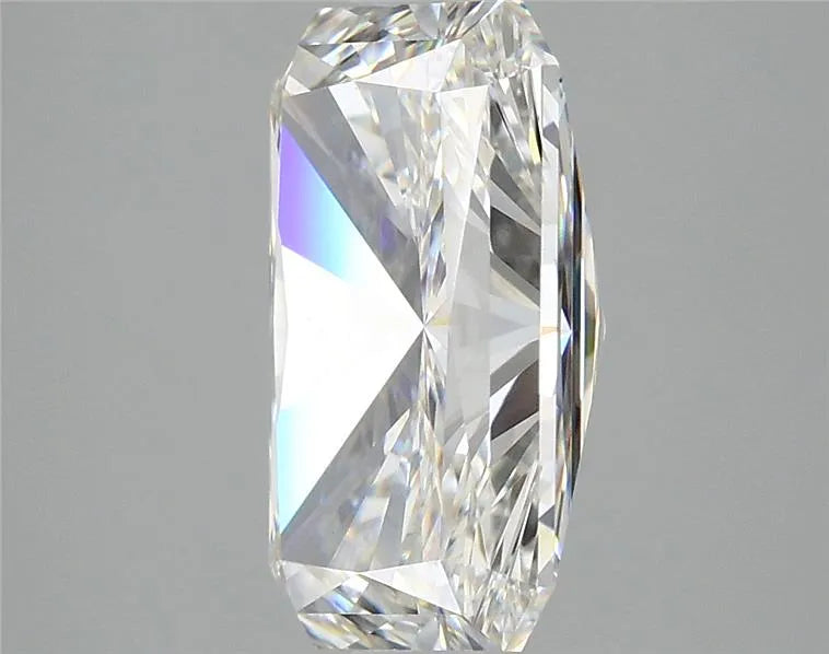 4.25ct Radiant Lab Grown Diamond (Colour F, Clarity VVS2, IGI)