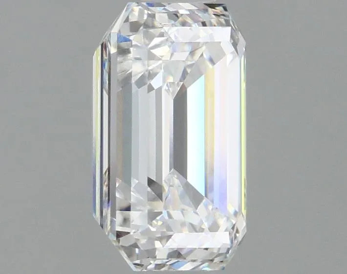 2.00ct Emerald Lab Grown Diamond (Colour E, Clarity VVS2, IGI)