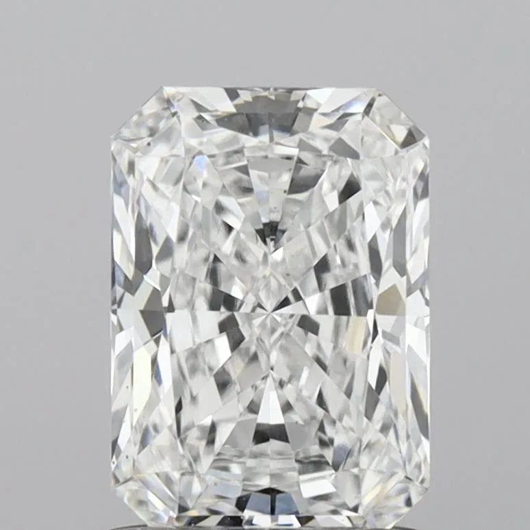 1.06ct Radiant Lab Grown Diamond (Colour E, Clarity VVS2, IGI Certified)